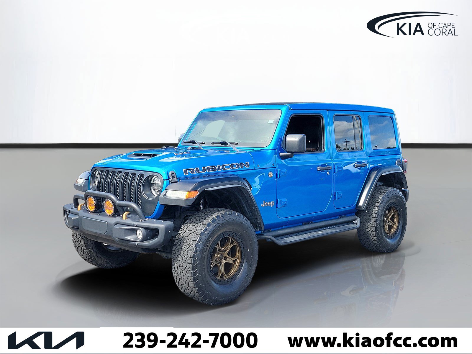 Used 2022 Jeep Wrangler Unlimited Rubicon w/ Trailer Tow Package AWD/4WD image 3