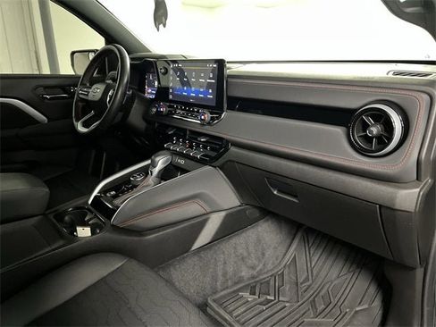 Certified 2023 Chevrolet Colorado Z71 w/ Z71 Convenience Package 2 image 28