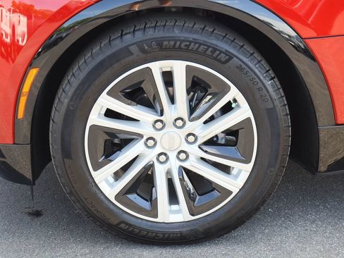 Certified 2024 Cadillac Lyriq Tech AWD/4WD image 33