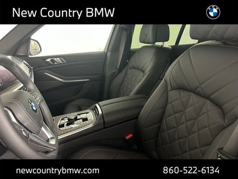 New 2026 BMW X5 xDrive40i w/ Climate Comfort Package AWD/4WD image 12