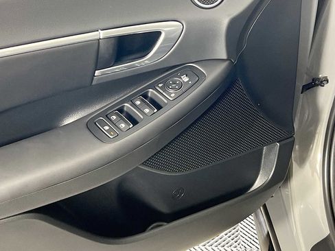 Used 2023 Hyundai Sonata SEL w/ Cargo Package image 19