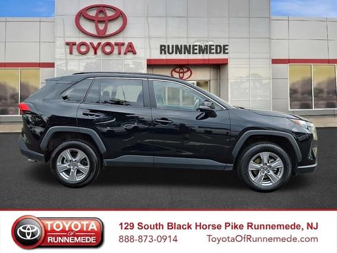 Certified 2025 Toyota RAV4 XLE AWD/4WD image 7