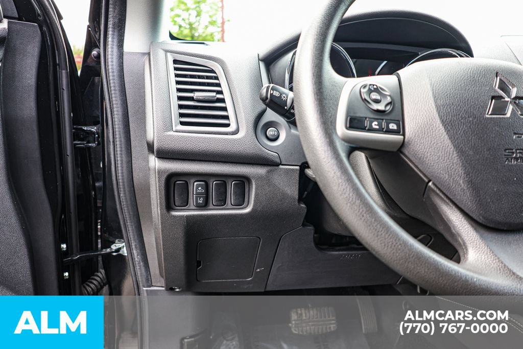 Used 2024 Mitsubishi Outlander Sport ES AWD/4WD image 24