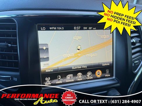 Used 2017 Jeep Grand Cherokee Limited AWD/4WD image 21
