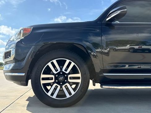Used 2017 Toyota 4Runner Limited RWD image 5