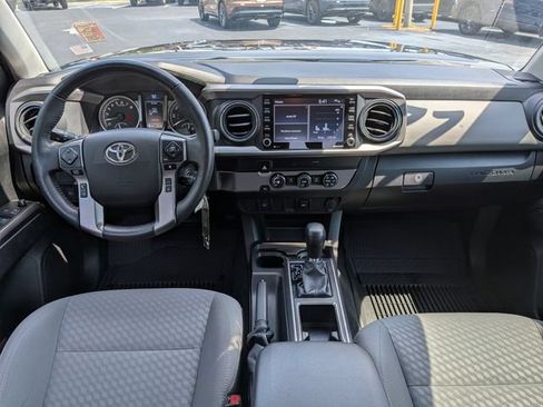 Used 2022 Toyota Tacoma SR5 RWD image 14