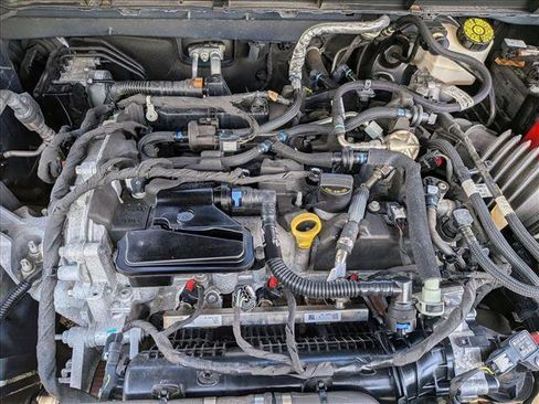 Used 2020 Ford Escape SE FWD image 21