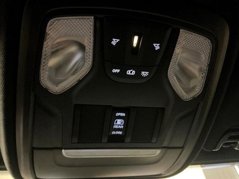 Used 2021 RAM 2500 Tradesman image 20