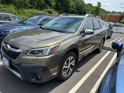 Used 2020 Subaru Outback Touring AWD/4WD image 10