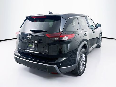 Used 2026 Nissan Rogue SV AWD/4WD image 9