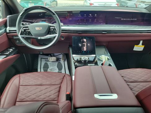 New 2026 Cadillac Escalade Sport w/ Touring Package AWD/4WD image 13