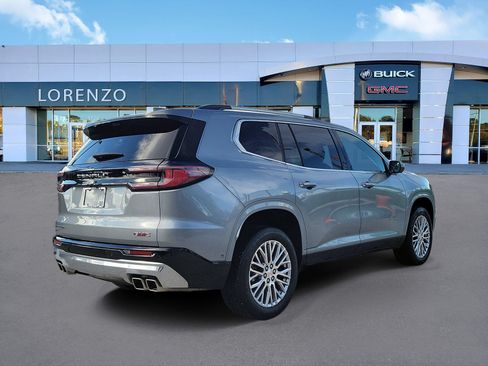Used 2025 GMC Acadia Denali w/ Super Cruise Package FWD image 5