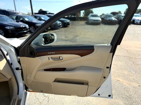 Used 2011 Lexus LS 460 Luxury image 47