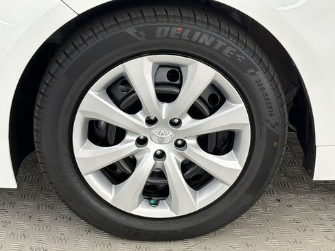 Used 2024 Toyota Corolla LE FWD image 10