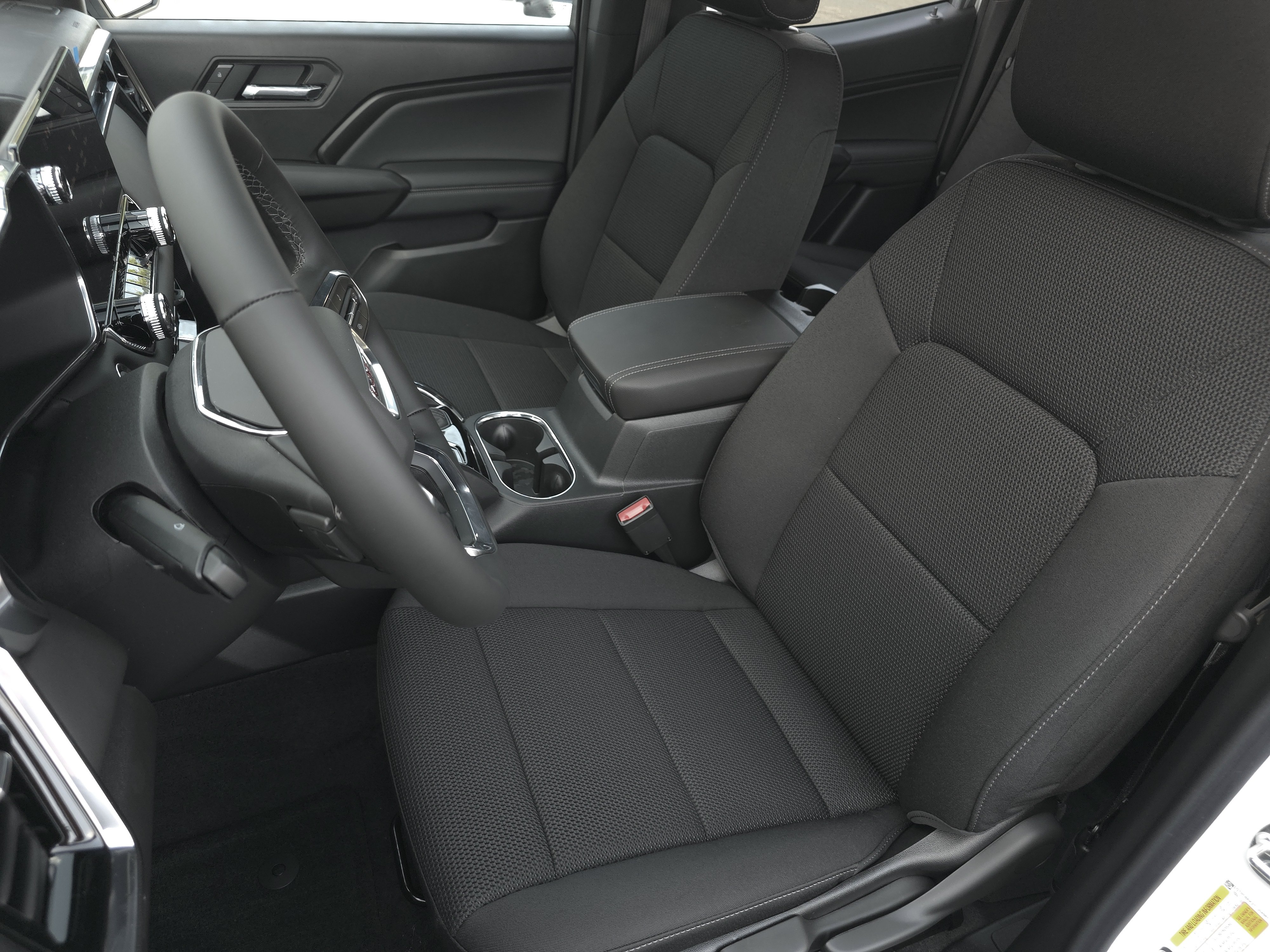 New 2026 GMC Canyon Elevation RWD image 10
