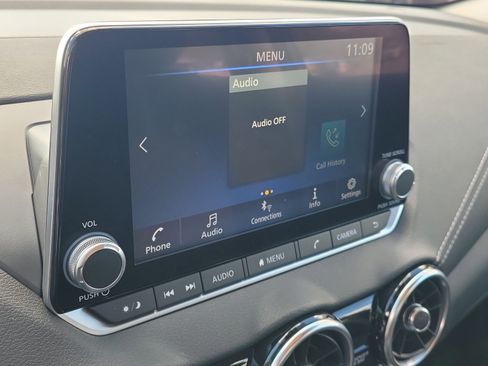 Used 2025 Nissan Sentra SV w/ All-Weather Package FWD image 28