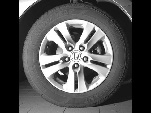 Used 2010 Honda Accord LX-P image 9