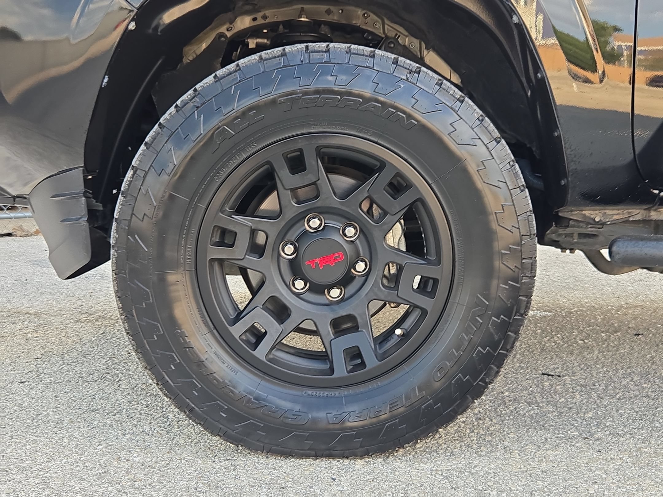 Used 2023 Toyota Tacoma SR AWD/4WD image 30
