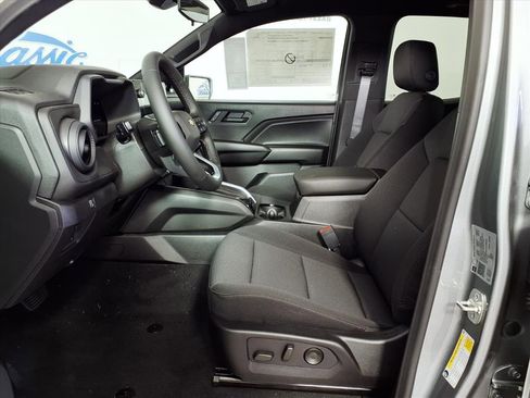 New 2026 Chevrolet Colorado W/T image 16