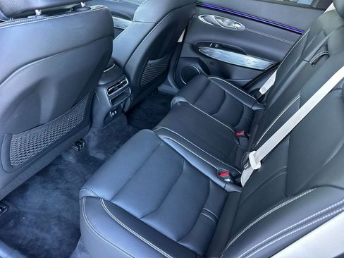 New 2026 Genesis Electrified GV70 image 12