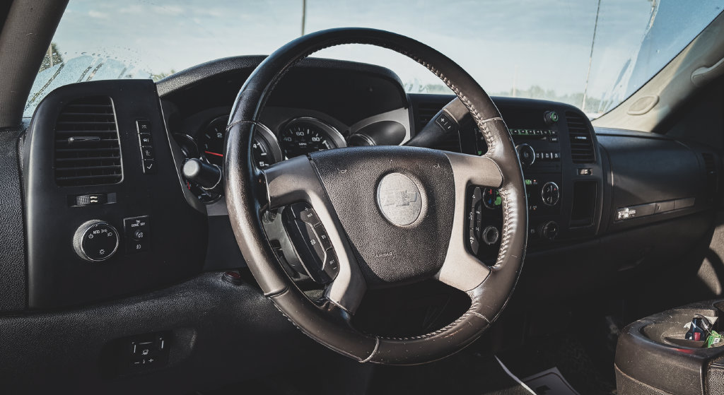 Used 2013 Chevrolet Silverado 2500 LT w/ Texas Edition AWD/4WD image 2