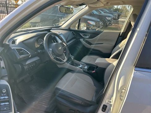 Used 2019 Subaru Forester Limited image 5