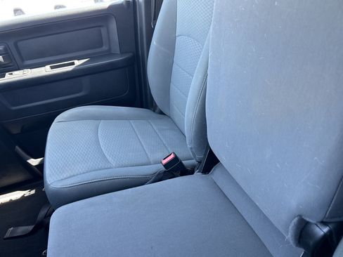 Used 2018 RAM 1500 ST w/ SXT Appearance Group AWD/4WD image 18