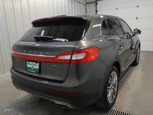 Used 2017 Lincoln MKX Reserve w/ Lincoln MKX Climate Package image 9