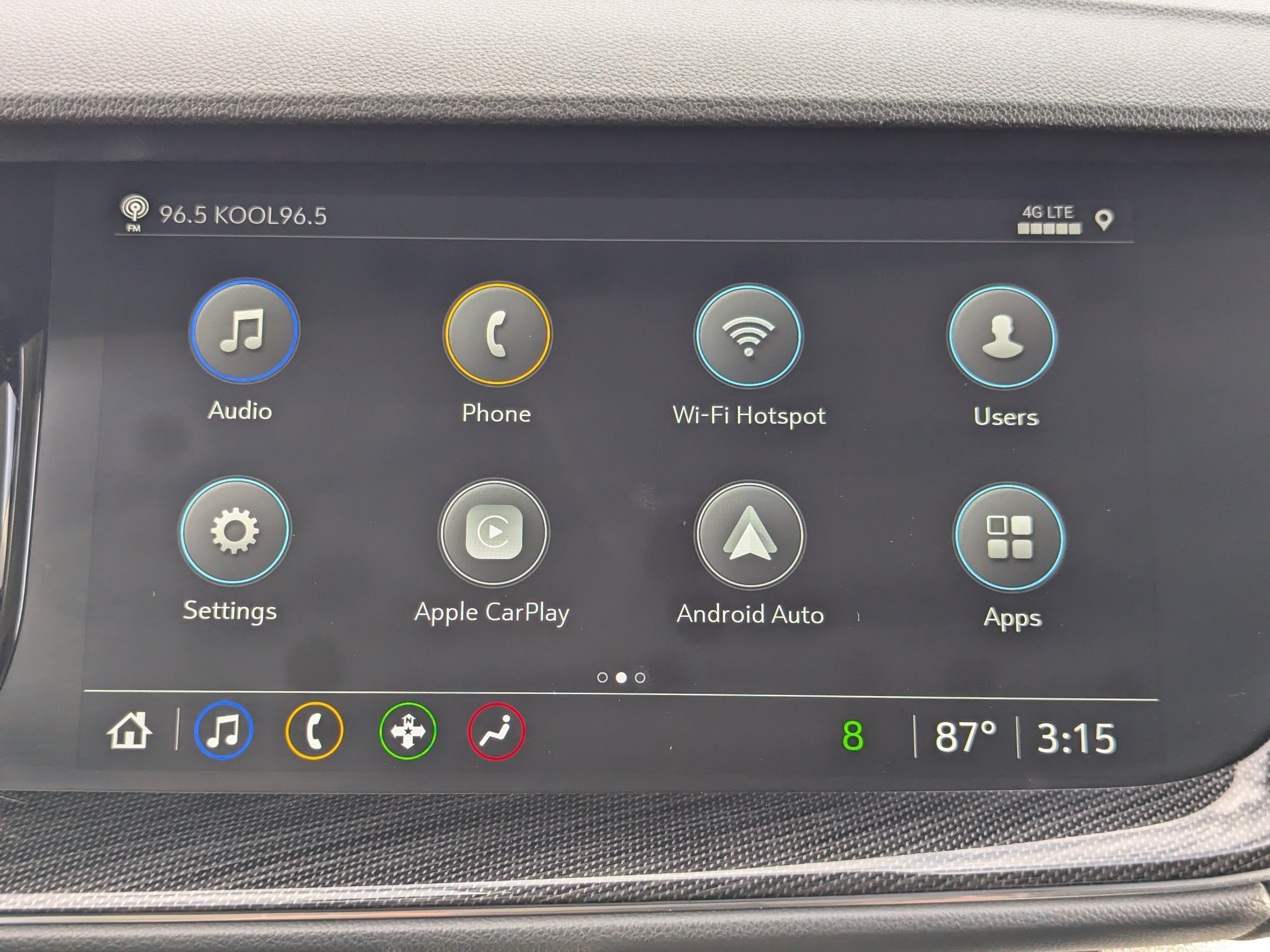 Used 2022 Buick Envision Essence w/ Sport Touring Package AWD/4WD image 21