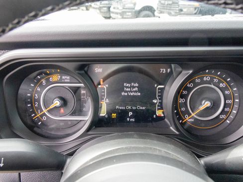 New 2027 Jeep Wrangler Unlimited Rubicon AWD/4WD image 28
