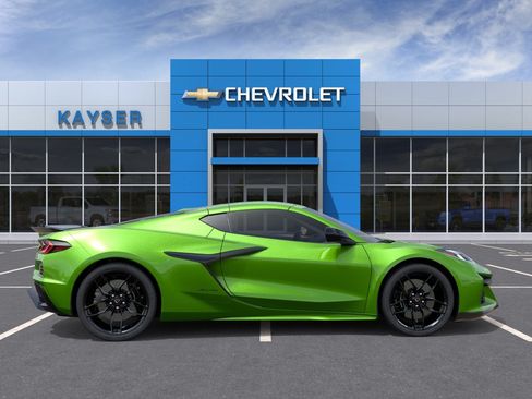 New 2026 Chevrolet Corvette Z06 w/ Stealth Interior Trim Package RWD image 27