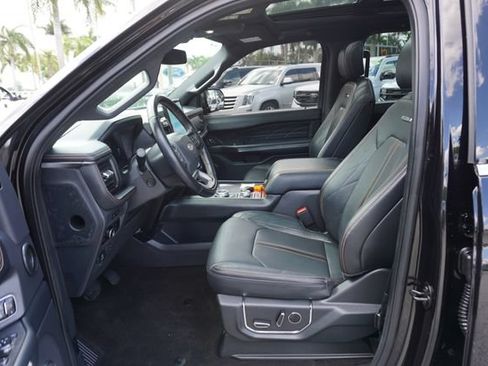 Certified 2023 Ford Expedition Platinum AWD/4WD image 32