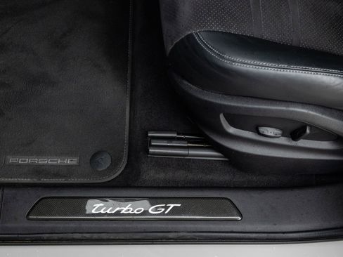 Certified 2022 Porsche Cayenne Turbo GT AWD/4WD image 20