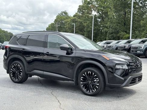Used 2026 Nissan Rogue Dark Armor FWD image 7
