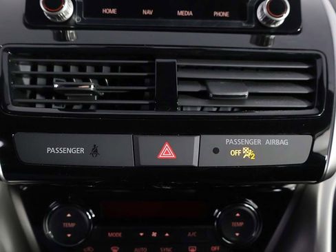 New 2025 Mitsubishi Eclipse Cross SEL image 49