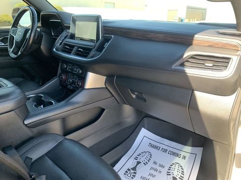 Used 2022 Chevrolet Suburban LT image 27