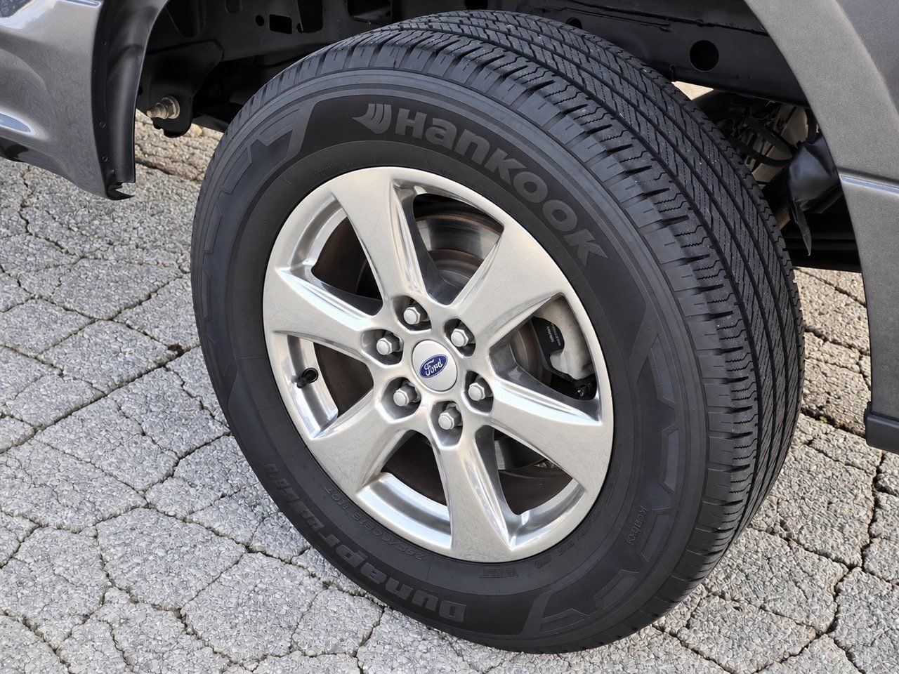Used 2019 Ford F150 XLT w/ Equipment Group 302A Luxury RWD image 12