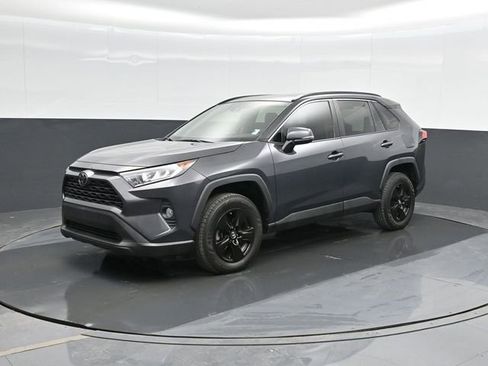 Used 2019 Toyota RAV4 XLE image 7