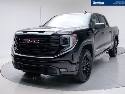 Used 2024 GMC Sierra 1500 Elevation