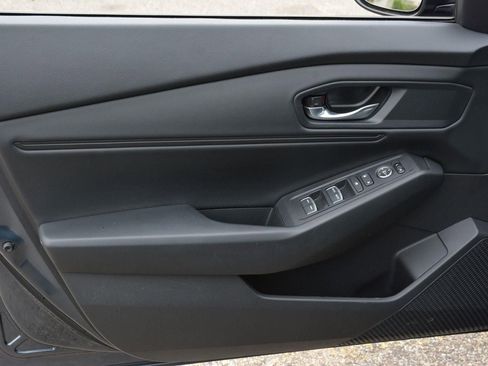 Used 2023 Honda Accord EX image 10