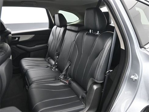 Used 2023 Acura MDX SH-AWD image 30