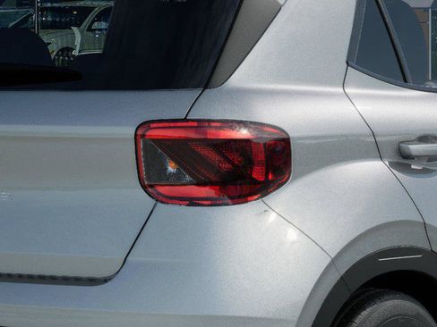 New 2026 Hyundai Venue SE FWD image 10