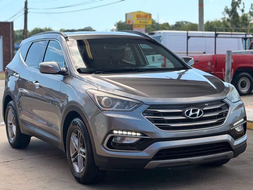 Used 2018 Hyundai Santa Fe Sport w/ 2.4L Value Package 02 FWD image 11