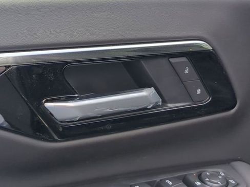 New 2026 Chevrolet Suburban LS AWD/4WD image 20