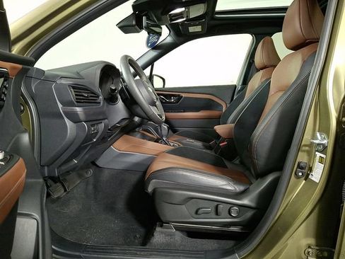 Certified 2025 Subaru Forester Touring AWD/4WD image 15