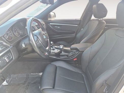 Used 2018 BMW 330e image 9