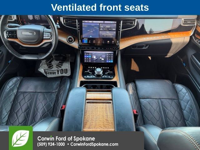 Used 2022 Jeep Grand Wagoneer Series III w/ Flexible Seating Group AWD/4WD image 15