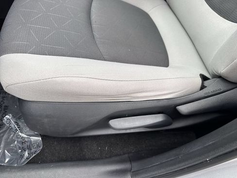Used 2019 Toyota RAV4 XLE FWD image 41