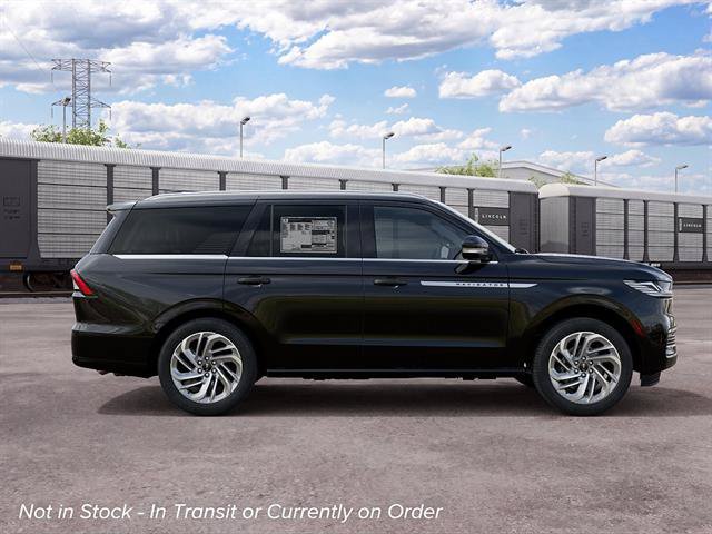 New 2027 Lincoln Navigator Reserve AWD/4WD image 5