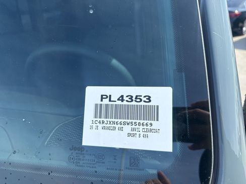 Used 2025 Jeep Wrangler Unlimited Sport S 4xe image 9